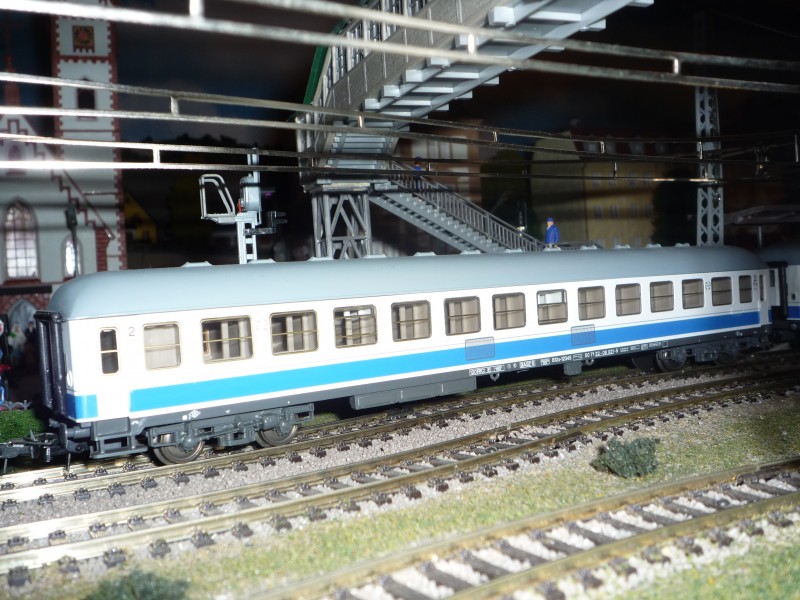 B12x-12345.JPG