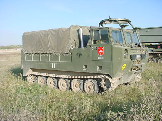 2q2lpv6.jpg