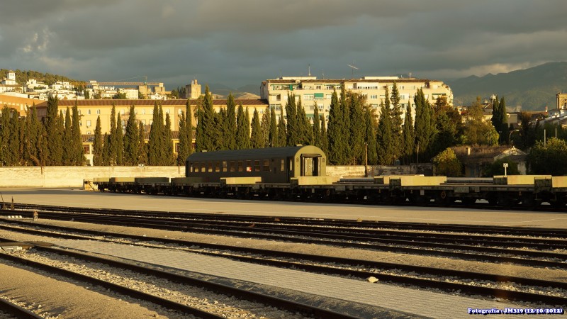 Material Mililtar en Granada.JPG