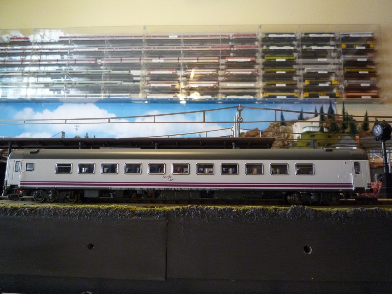 B10t-9302.JPG