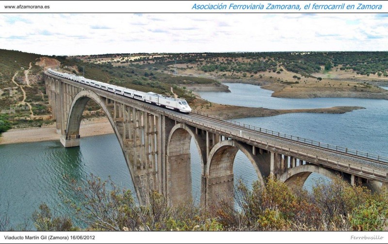 Primer servicio 730 por Zamora.JPG