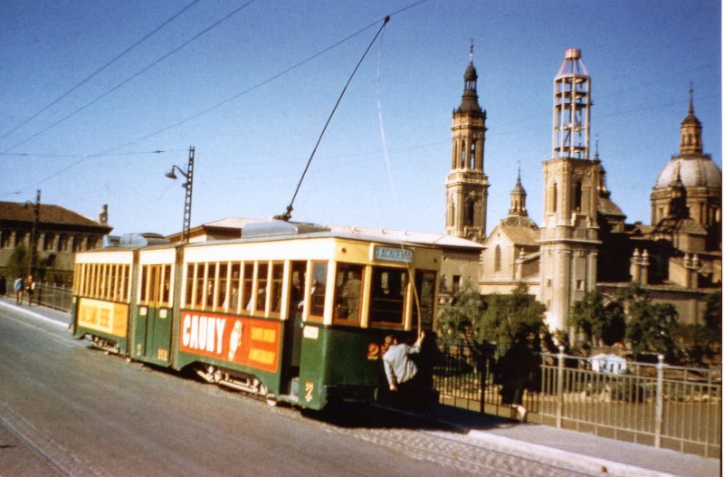 tranvia+zaragoza.jpg