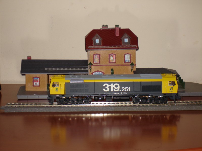 319.251.jpg