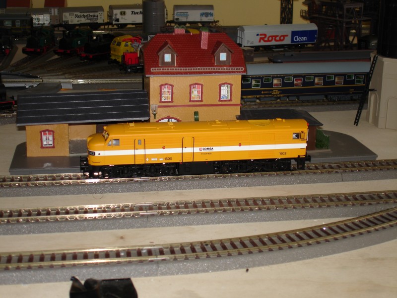 1600 COMSA.JPG
