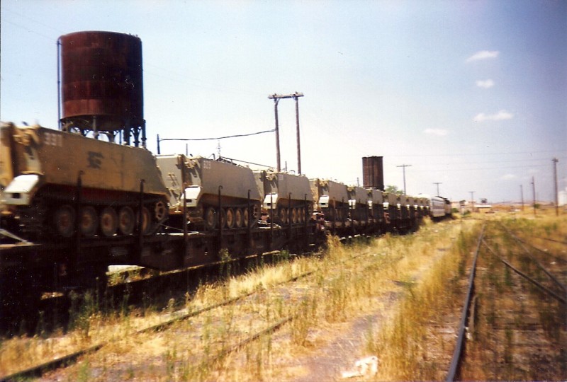 M-113 SOBRE BATEAS 2.jpg