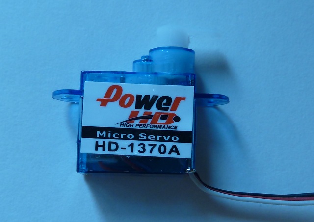 Servo-01.jpg