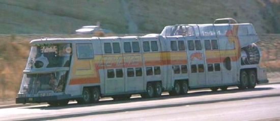 bus-4_Lt9mx_7071.jpg