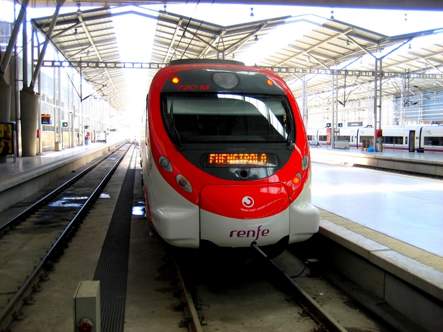 02} Civia 720M.jpg