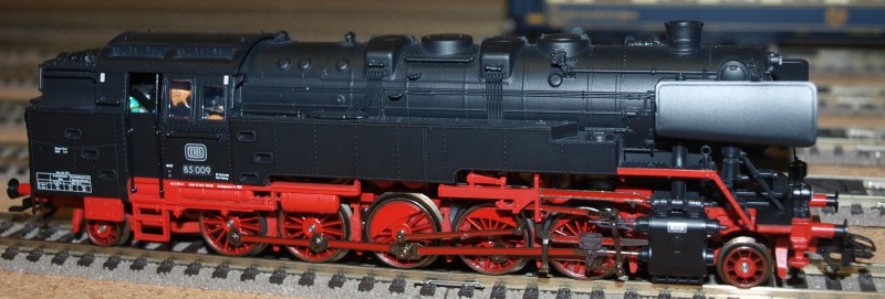 BR 85 Nº 85 009.jpg