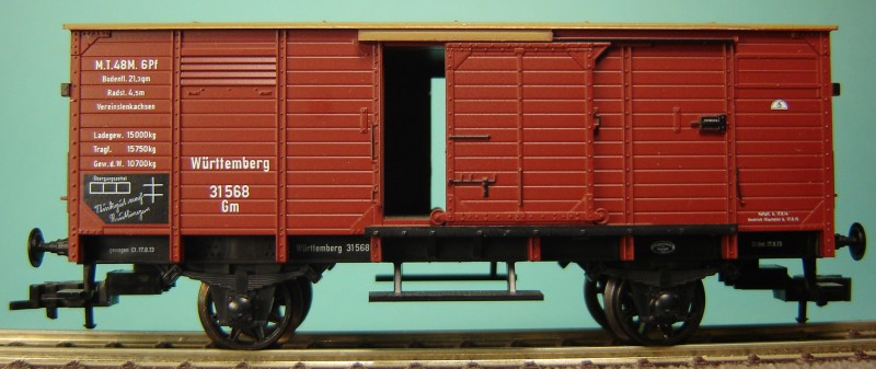 Fleischmann 4892 (5822K).jpg