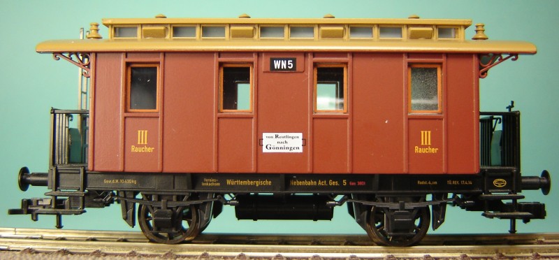 Fleischmann 4892 (5820K).jpg