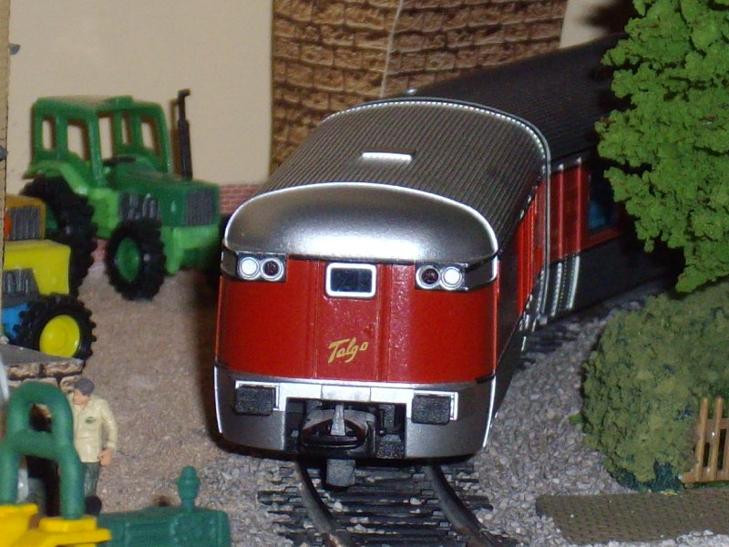 TALGO III COLA.JPG