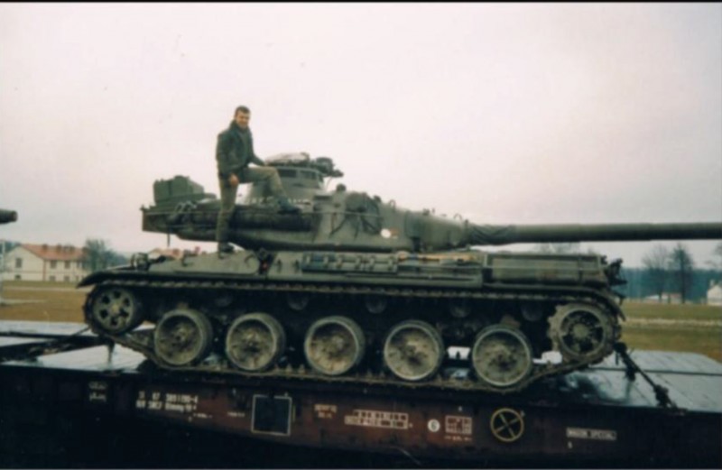 AMX-30 2º CUIRASSIERS (3).jpg