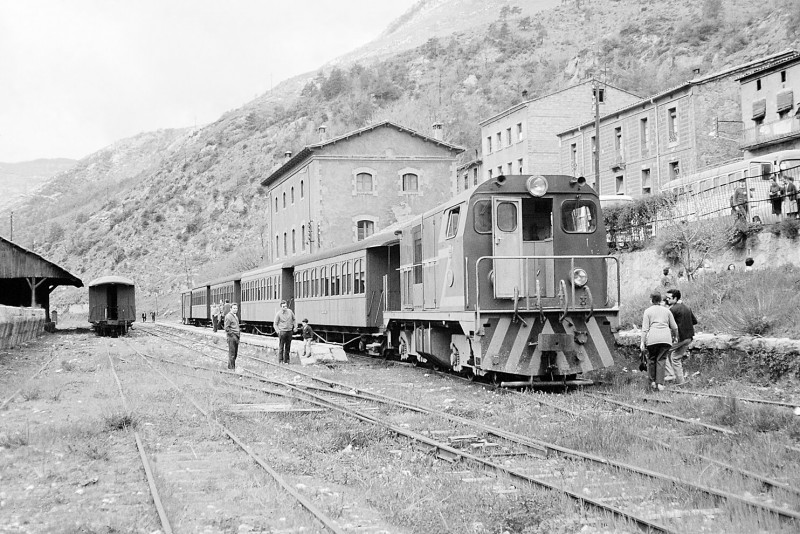 9037.jpg