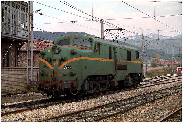 19921014-010-M.jpg