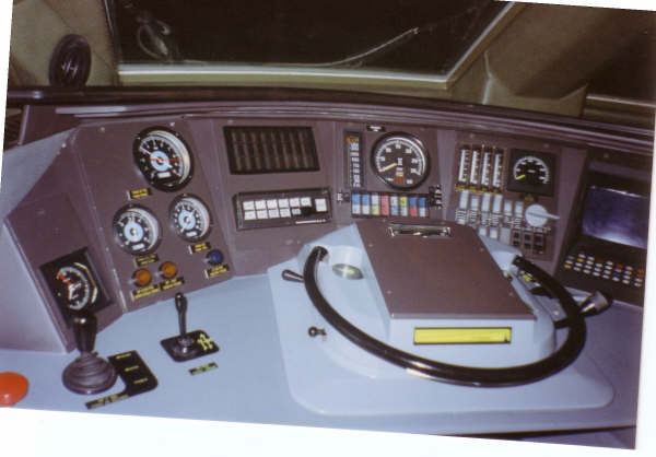 Talgo MAdrid-BCN--Puesto de Conduccion.JPG