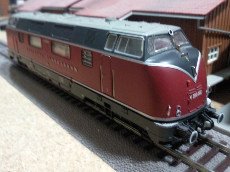 roco v200.jpg
