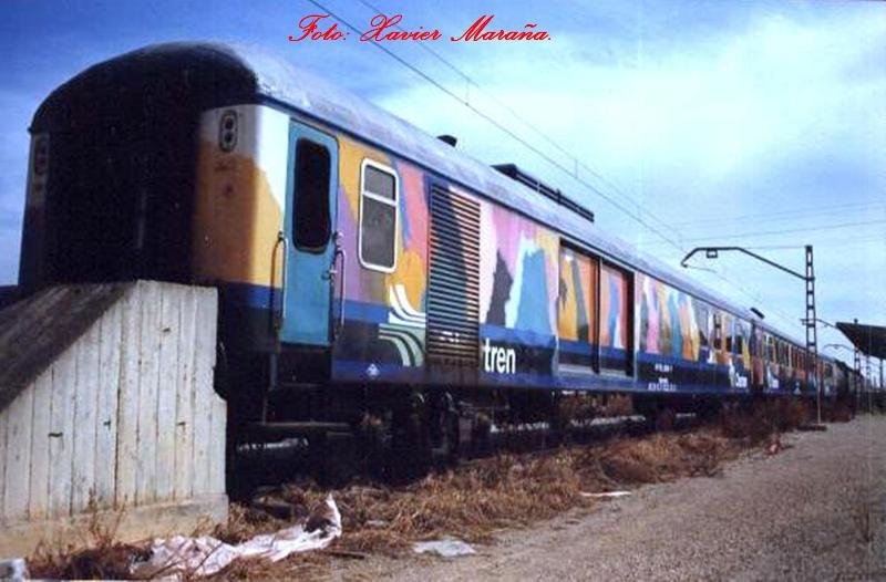 RGH 15401-15402 GENERADOR-CAFETERIA CHARTREN 03-1999.JPG