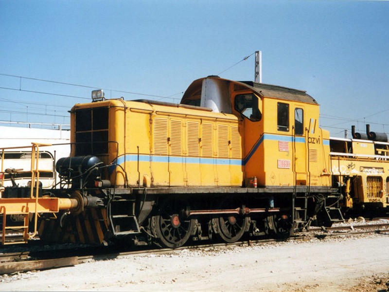Tractor 10393, vendido a Azvi, desg. 2010.jpg