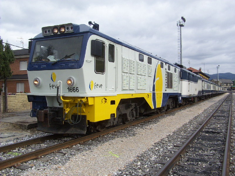 Transcantabrico_Guardo_FEVE.jpg