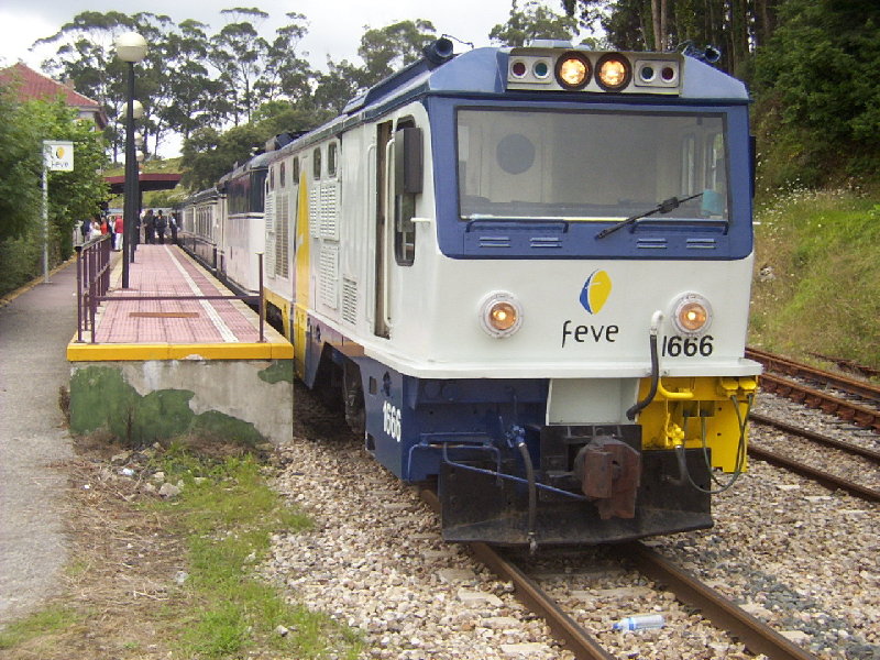 Ribadesella_Transcantabrico 082.jpg