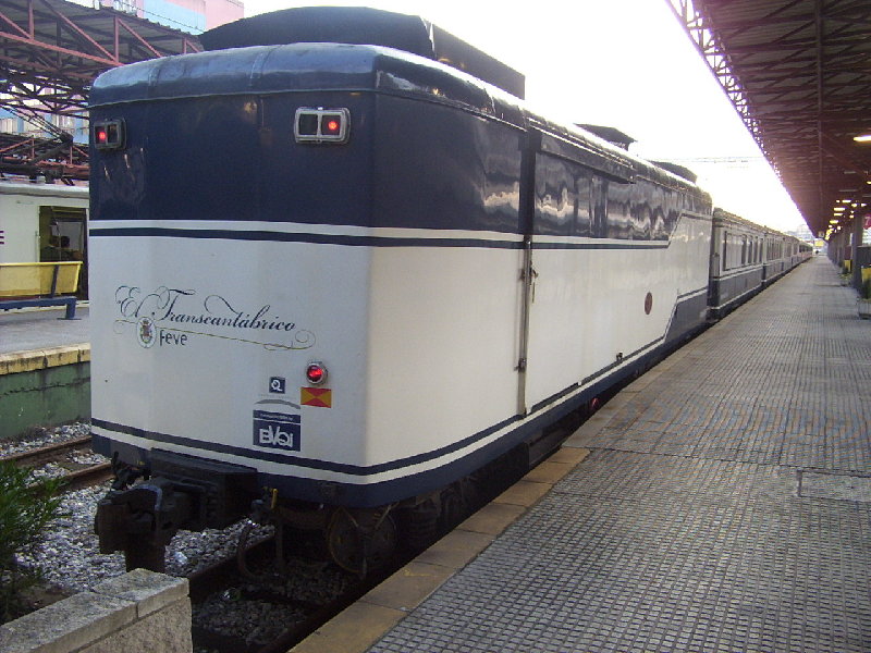 Furgón_Energía_Transcantabrico_FEVE_Gijon.jpg