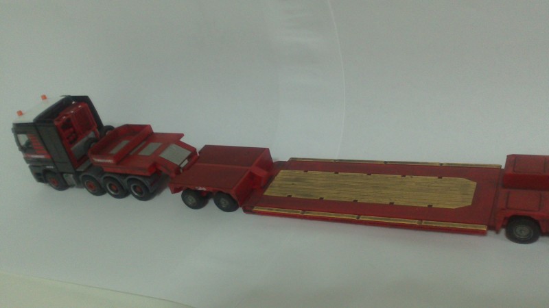 te 005.jpg