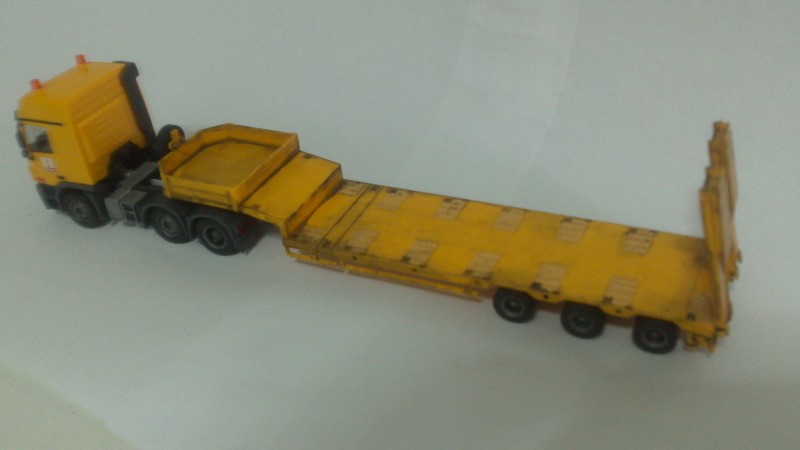 te 025.jpg