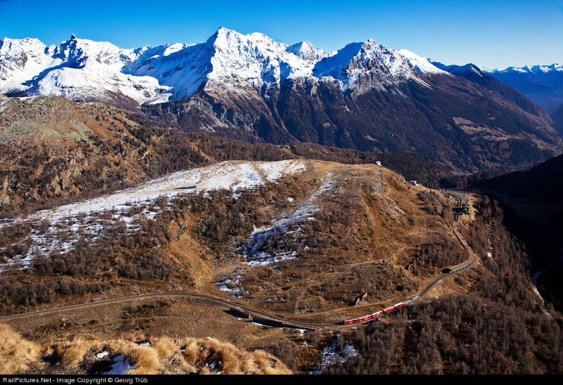 Allegra trainset ABe 812 is pulling train 1652 from Tirano to St.Moritz on the 7.0 % grade from Alp Grüm (right) towards Ospizio Bernina. In the background Piz dal Teo (3049 m) and Piz Sena (3075 m),10-11-11..jpg