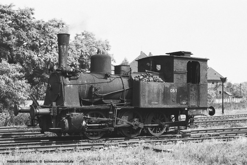 b01-SRT_08-1.jpg
