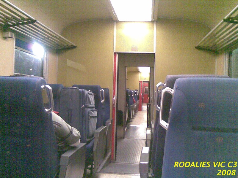 interior 132 122B.JPG