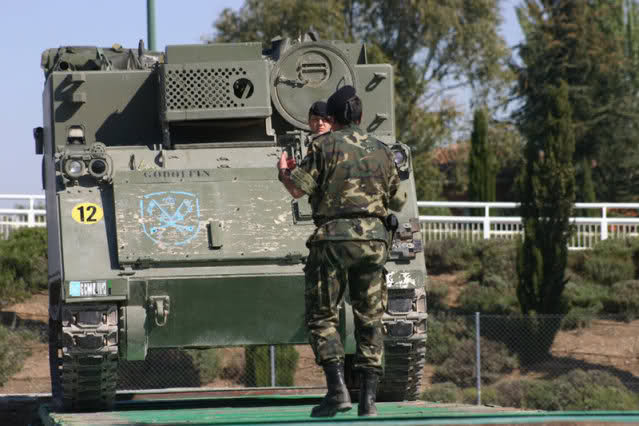 M-577 VILLAVICIOSA EMBARCANDO.png