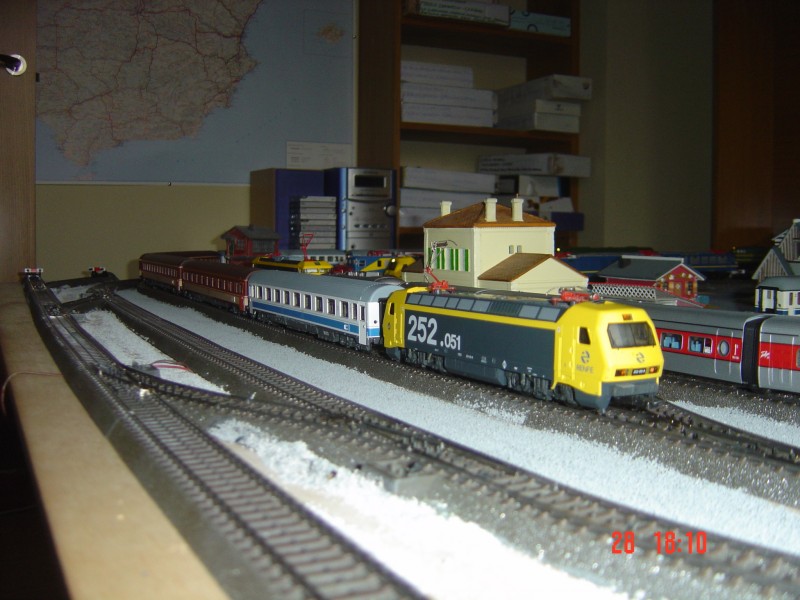 FOTOS MAQUETA NUEVA MARZO 2013 001.JPG