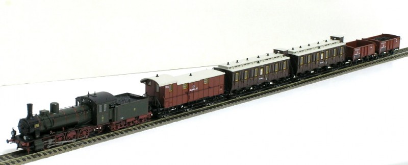11 G 7.1 Tren militar F_1.jpg