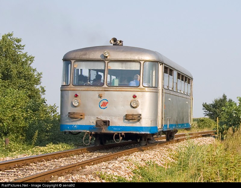 9897.jpg