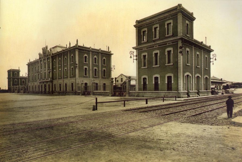 Almacenes de la estación Barcelona-Morrot.1925.F.Salgado.jpg