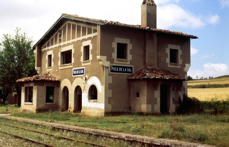290  Estación de poza de la Sal. (8-1988).jpg