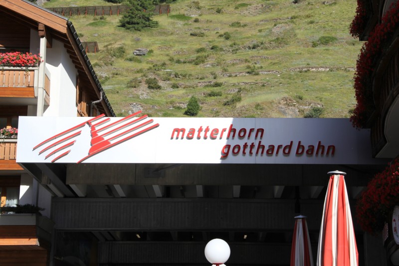 zermatt_matterhorn_bahn.jpg