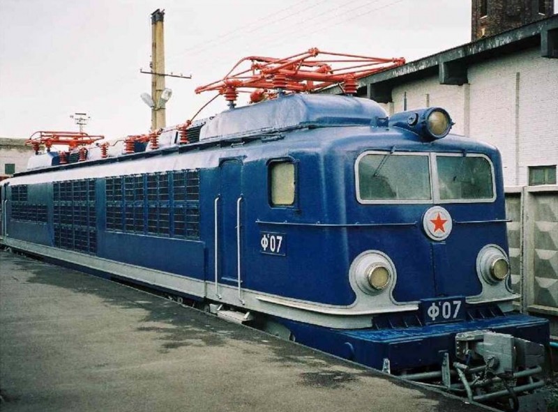 7600 russa.jpg