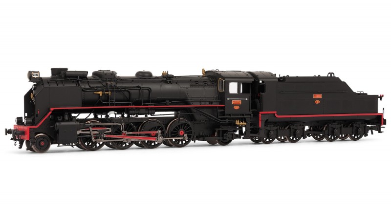 locomotora-vapor-renfe-141f2332-mikado-nueva-caldera-con-recalentadores.jpg