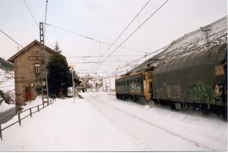 f6021.jpg