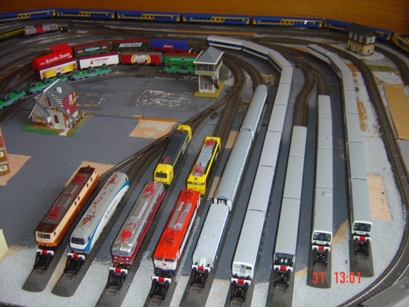 FOTOS MAQUETA JUNIO 2013 004.JPG