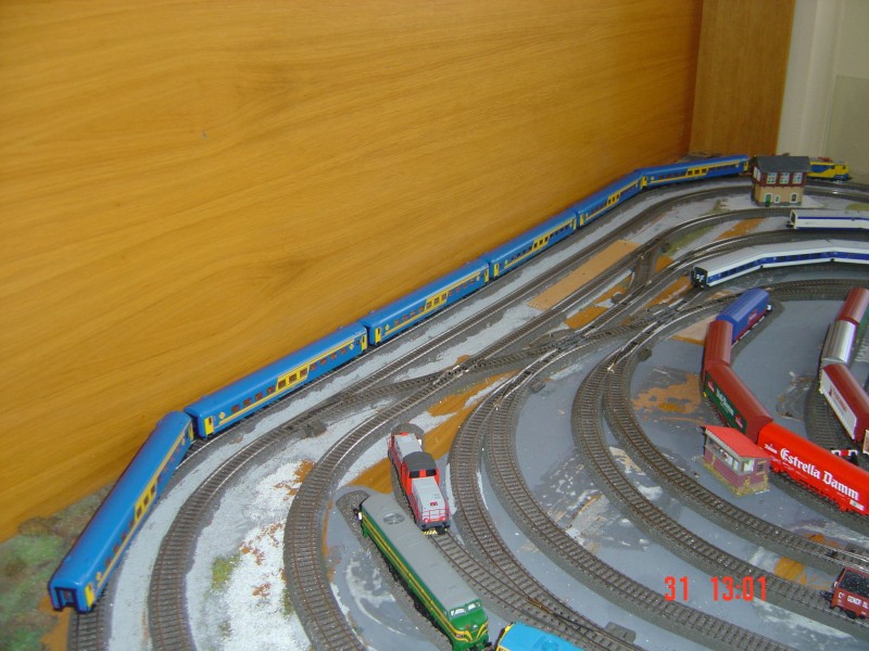 FOTOS MAQUETA JUNIO 2013 006.JPG