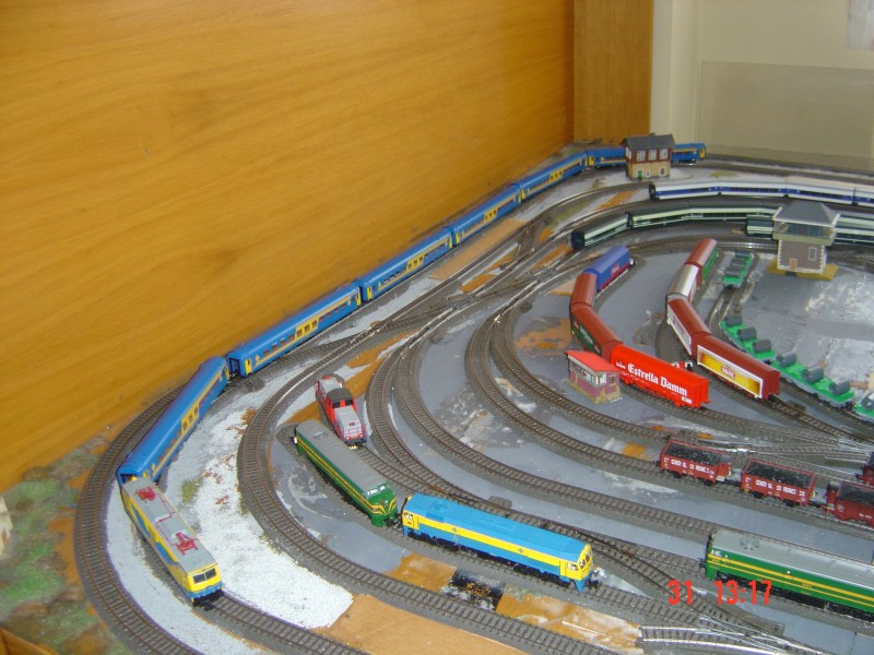 FOTOS MAQUETA JUNIO 2013 015.JPG