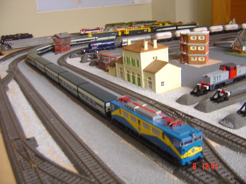 FOTOS MAQUETA JUNIO 2013 031.JPG