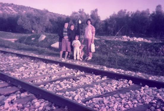 Lugar donde estaba casilla vias y obras en La Cañada por Lucena 1984 foto Palomeque.jpg