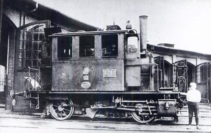 00 T 2 Altona 6081 KPEV.JPG