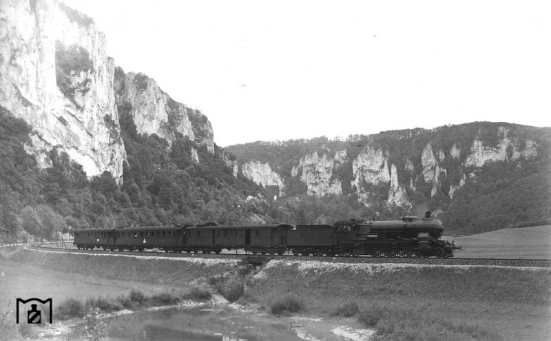 18 105 im Donautal.jpg