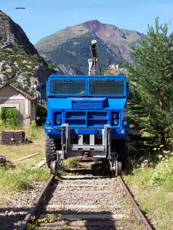 Canfranc 3 7-8-05.JPG