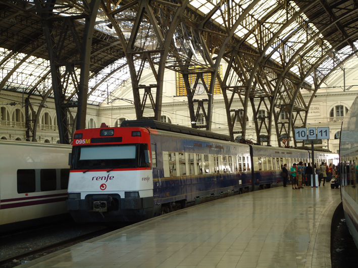 RENFE_447.095_estacióFrança_7juny2013_JMS.JPG